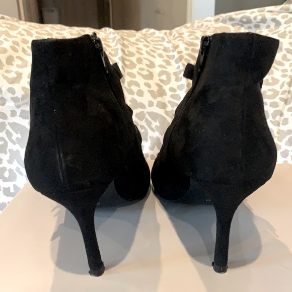 IMPO Black Treva Heels - Picture 3 of 6